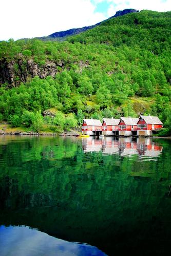 Fishing Lodges